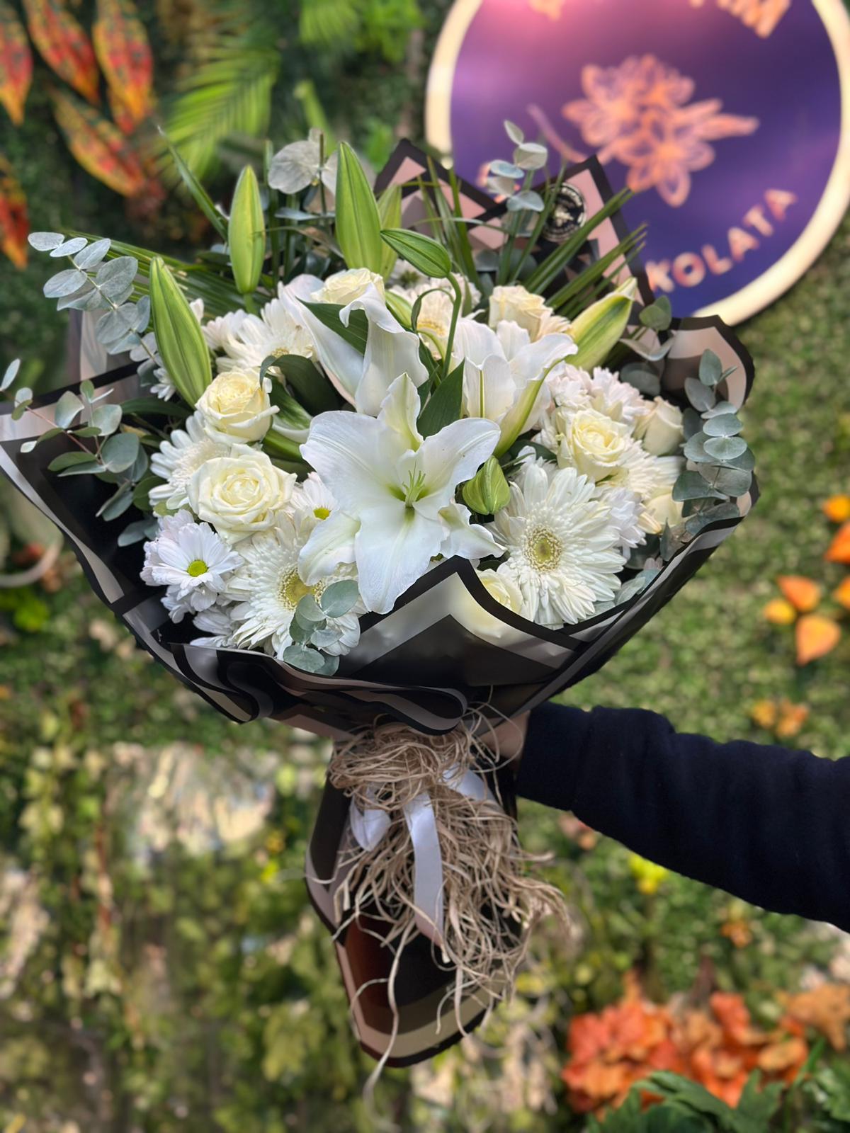 Beyaz Rüya Buketi Orta Boy