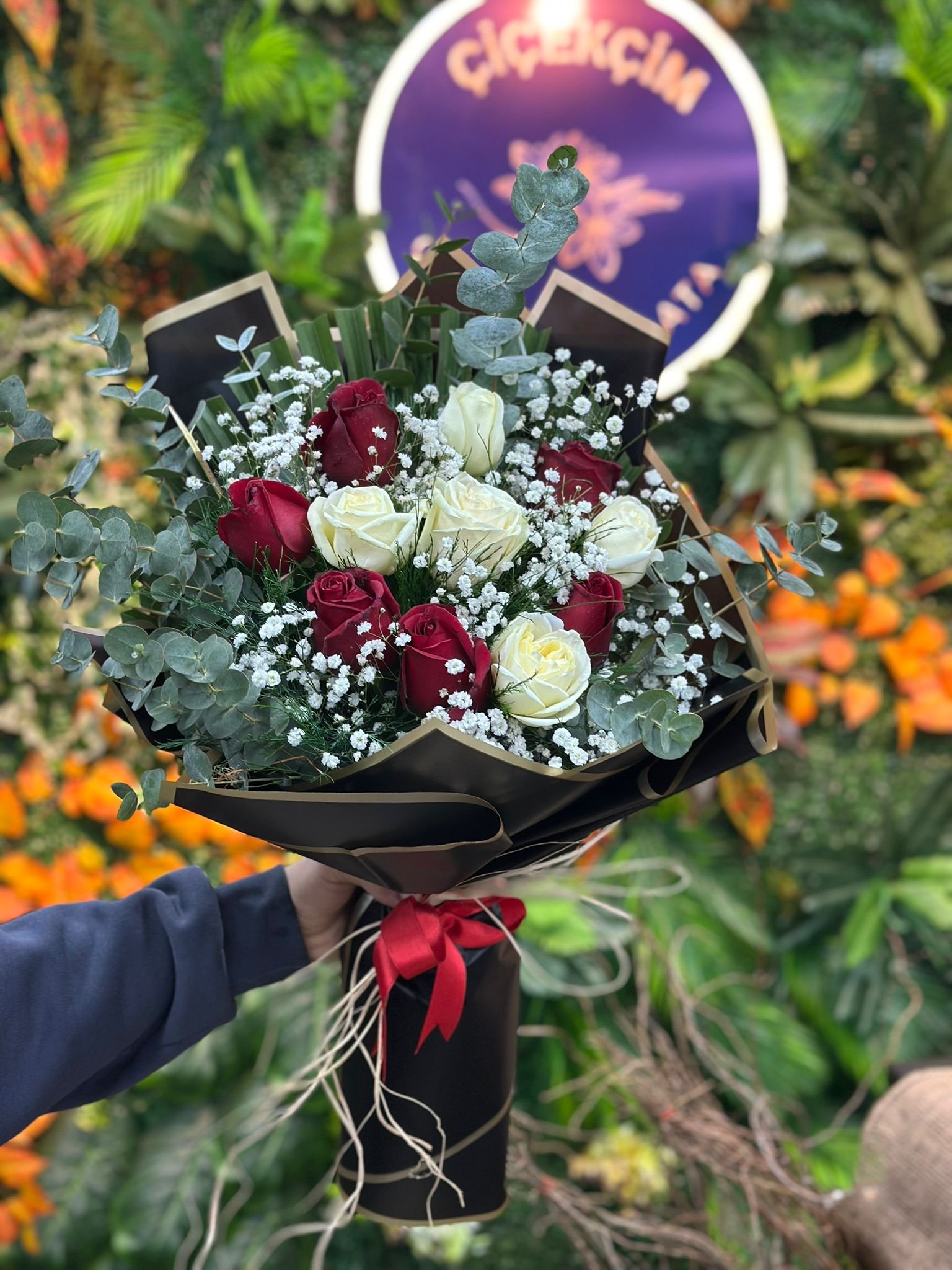 11'li Karışık Gül Buketi