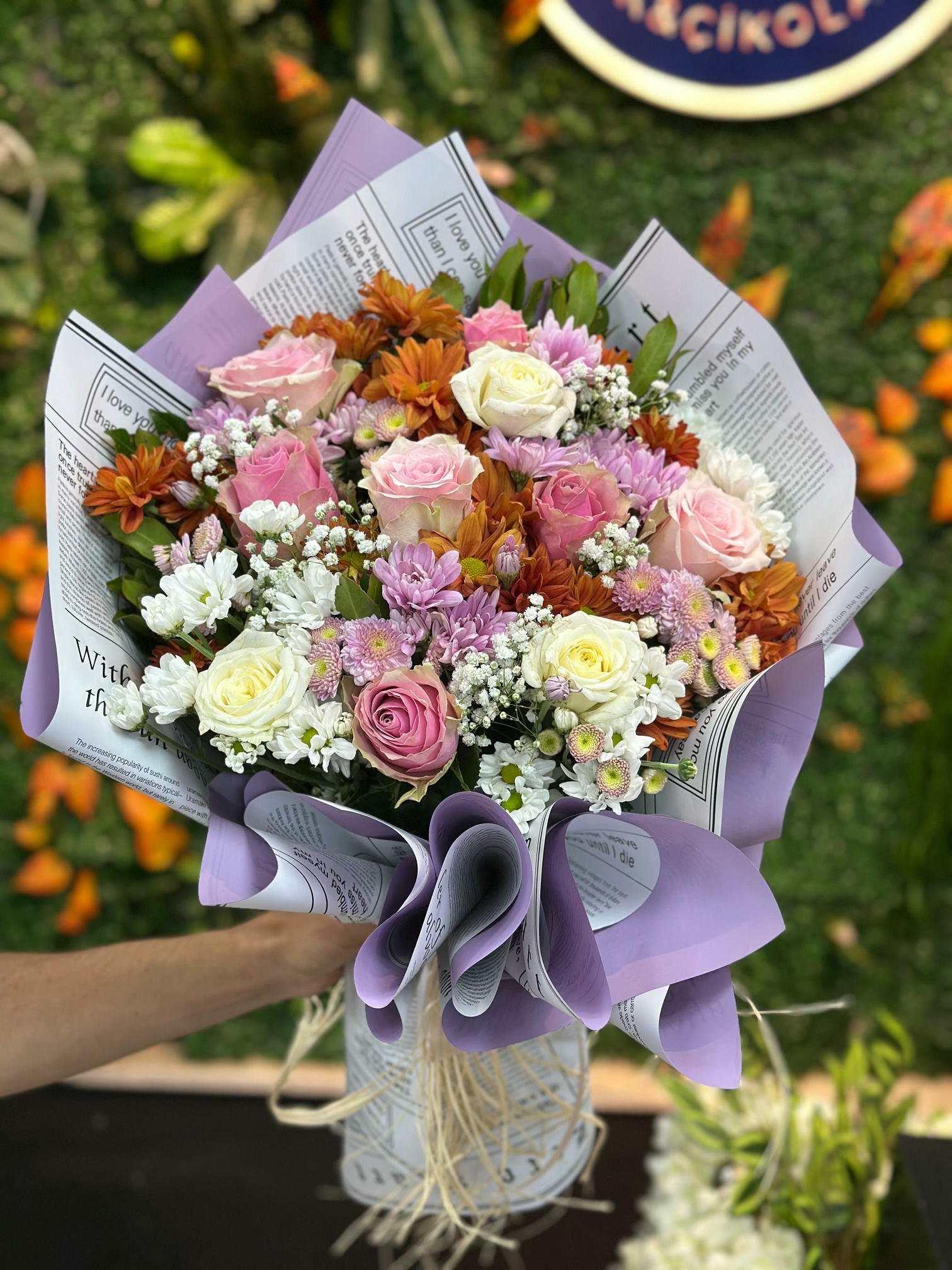 Karışık Güllü Mevsim Buketi 