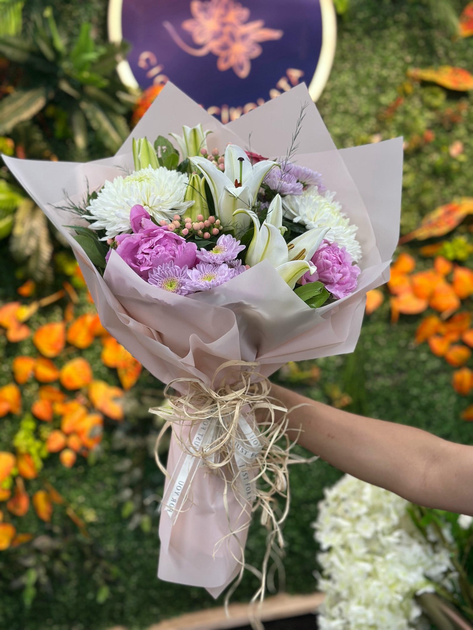 Karışık Şakayık Lilyum Buketi