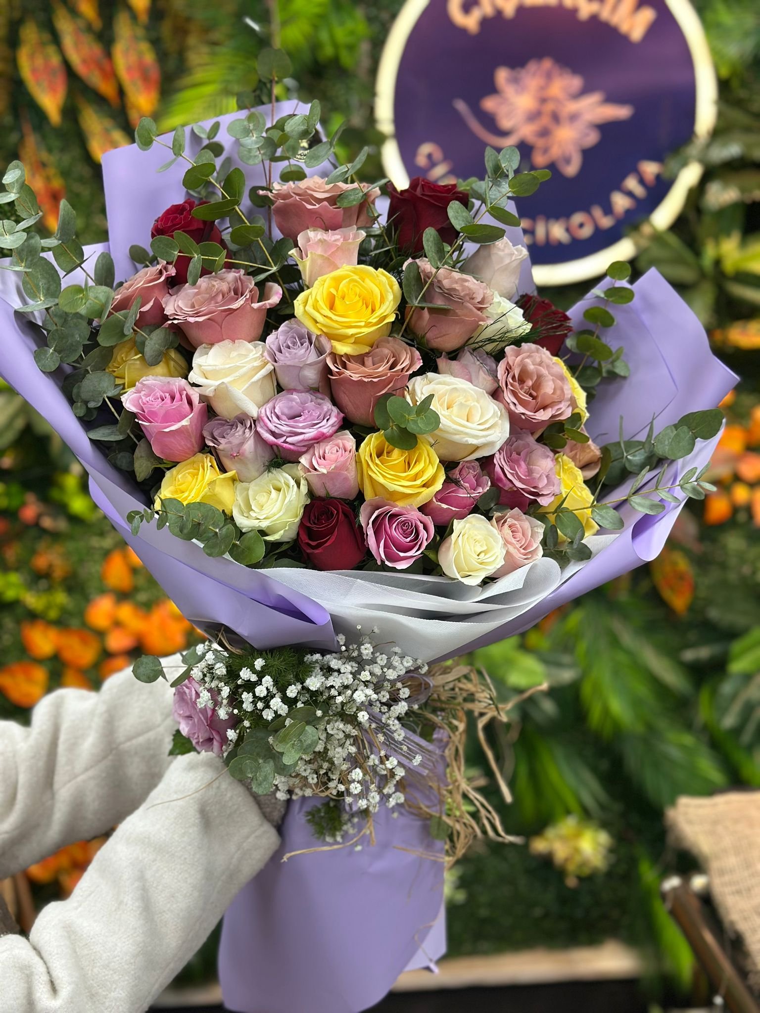 41'li Karışık Gül Buketi