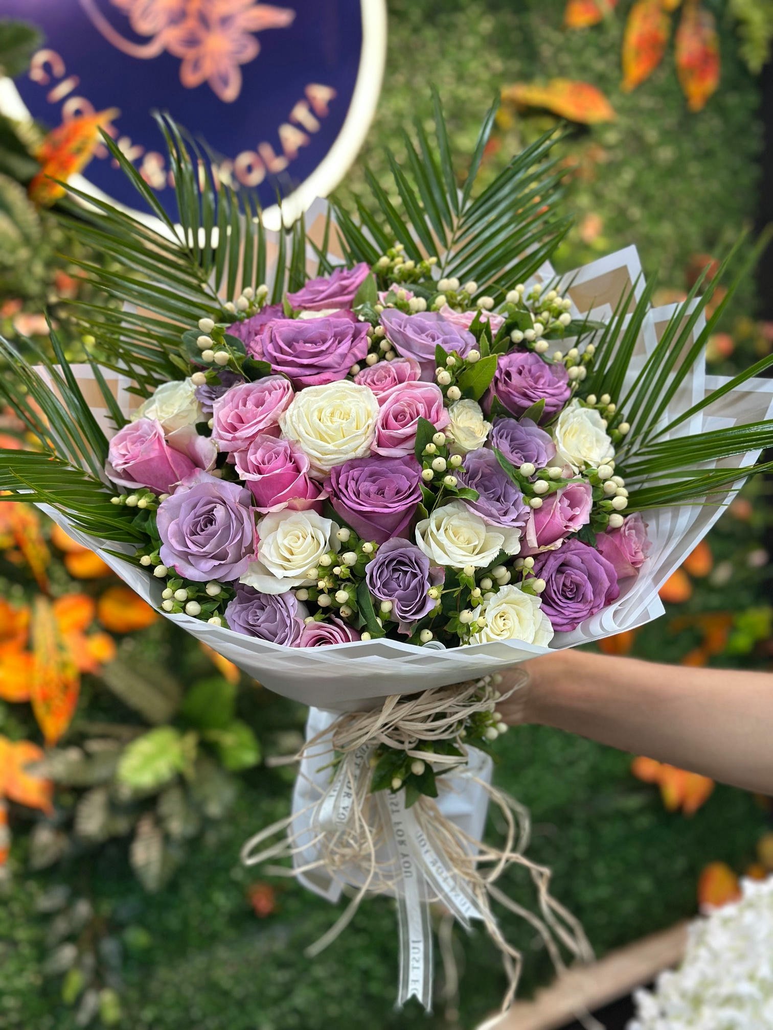 41'li Pembe Lila Beyaz Gül Buketi